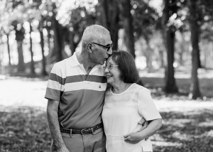 Prue Vickery Fun Relaxed Extended Family Photography - Older Couple